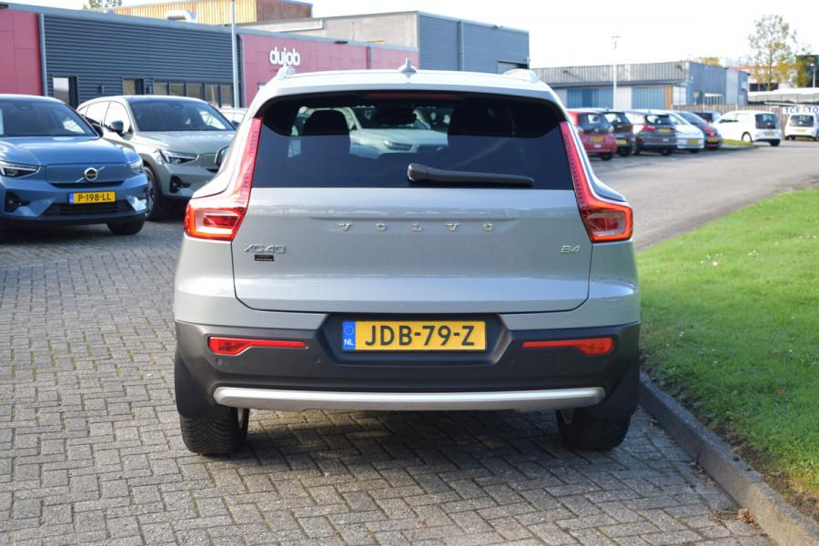 Volvo XC40 B4 211PK Automaat Core ACC | Trekhaak | Blis | All season | Camera | Stoelverwarming | Stuurverwarming Volvo XC40 B4 211PK Automaat Core ACC | Trekhaak | Blis | All season | Camera | Stoelverwarming | Stuurverwarming