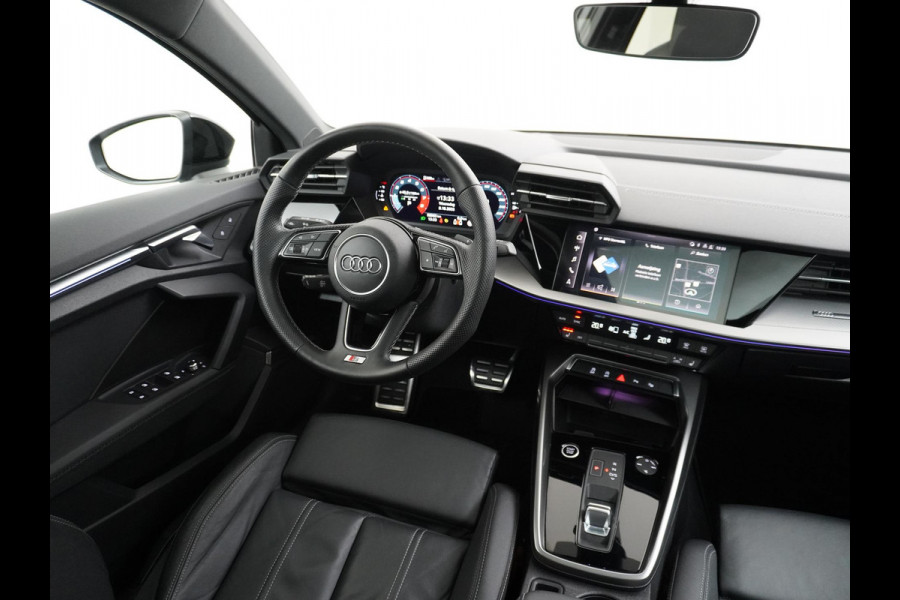 Audi A3 Limousine 35 TFSI S edition S line in- exterieur+ sportonderstel | VIRTUAL DASH | PANORAMADAK | LEDER+ STOELVERWARMING | CAMERA | AMBILIGHT | RIJKLAARPRIJS INCL. 12MND BOVAG Audi A3 Limousine 35 TFSI S edition S line in- exterieur+ sportonderstel | VIRTUAL DASH | PANORAMADAK | LEDER+ STOELVERWARMING | CAMERA | AMBILIGHT | RIJKLAARPRIJS INCL. 12MND BOVAG
