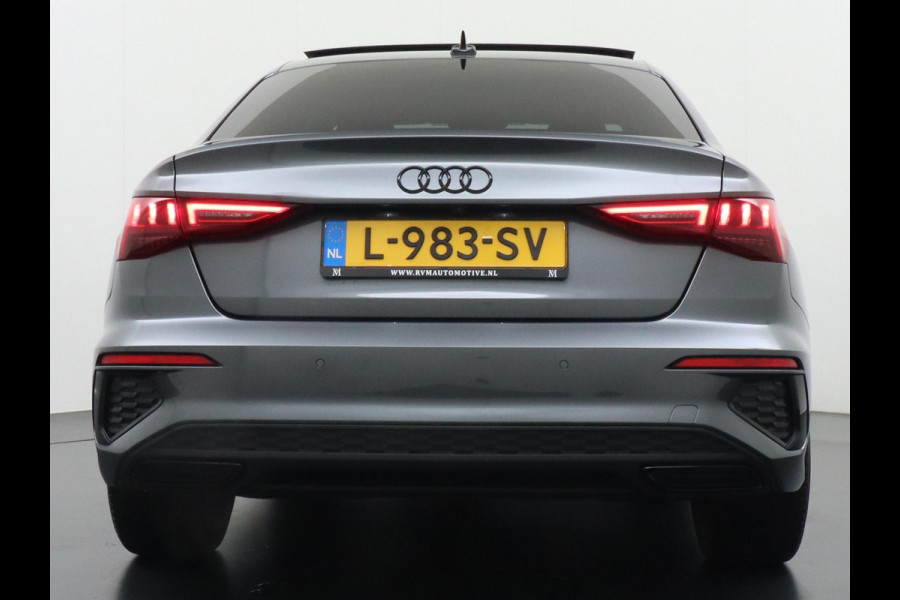 Audi A3 Limousine 35 TFSI S edition S line in- exterieur+ sportonderstel | VIRTUAL DASH | PANORAMADAK | LEDER+ STOELVERWARMING | CAMERA | AMBILIGHT | RIJKLAARPRIJS INCL. 12MND BOVAG Audi A3 Limousine 35 TFSI S edition S line in- exterieur+ sportonderstel | VIRTUAL DASH | PANORAMADAK | LEDER+ STOELVERWARMING | CAMERA | AMBILIGHT | RIJKLAARPRIJS INCL. 12MND BOVAG