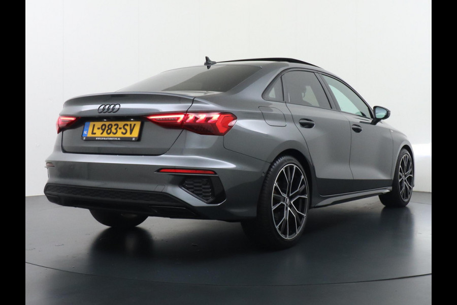 Audi A3 Limousine 35 TFSI S edition S line in- exterieur+ sportonderstel | VIRTUAL DASH | PANORAMADAK | LEDER+ STOELVERWARMING | CAMERA | AMBILIGHT | RIJKLAARPRIJS INCL. 12MND BOVAG Audi A3 Limousine 35 TFSI S edition S line in- exterieur+ sportonderstel | VIRTUAL DASH | PANORAMADAK | LEDER+ STOELVERWARMING | CAMERA | AMBILIGHT | RIJKLAARPRIJS INCL. 12MND BOVAG