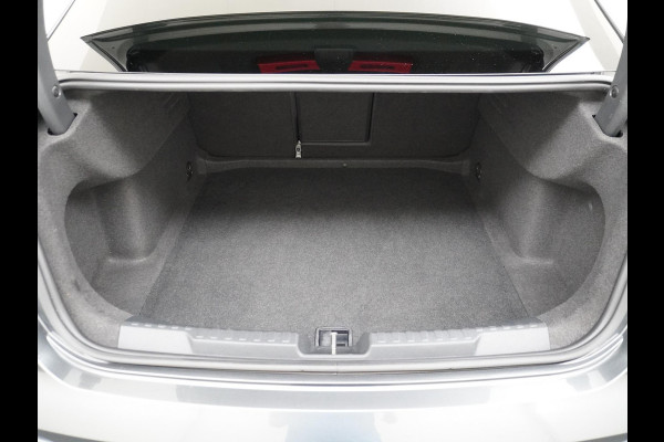Audi A3 Limousine 35 TFSI S edition S line in- exterieur+ sportonderstel | VIRTUAL DASH | PANORAMADAK | LEDER+ STOELVERWARMING | CAMERA | AMBILIGHT | RIJKLAARPRIJS INCL. 12MND BOVAG Audi A3 Limousine 35 TFSI S edition S line in- exterieur+ sportonderstel | VIRTUAL DASH | PANORAMADAK | LEDER+ STOELVERWARMING | CAMERA | AMBILIGHT | RIJKLAARPRIJS INCL. 12MND BOVAG