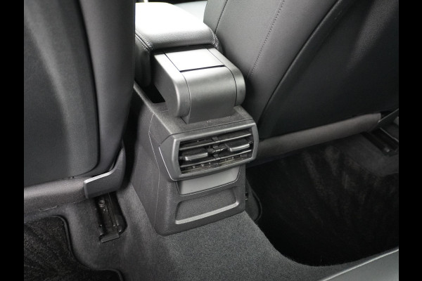 Audi A3 Limousine 35 TFSI S edition S line in- exterieur+ sportonderstel | VIRTUAL DASH | PANORAMADAK | LEDER+ STOELVERWARMING | CAMERA | AMBILIGHT | RIJKLAARPRIJS INCL. 12MND BOVAG Audi A3 Limousine 35 TFSI S edition S line in- exterieur+ sportonderstel | VIRTUAL DASH | PANORAMADAK | LEDER+ STOELVERWARMING | CAMERA | AMBILIGHT | RIJKLAARPRIJS INCL. 12MND BOVAG