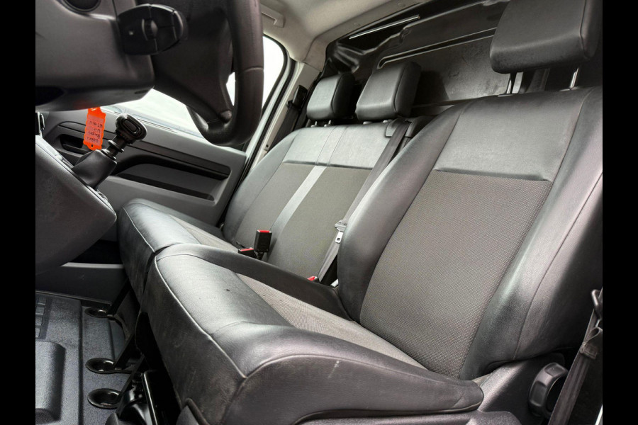 Peugeot Expert 1.5 BlueHDI 100 Premium*A/C*3PERS*HAAK*CRUISE* Peugeot Expert 1.5 BlueHDI 100 Premium*A/C*3PERS*HAAK*CRUISE*