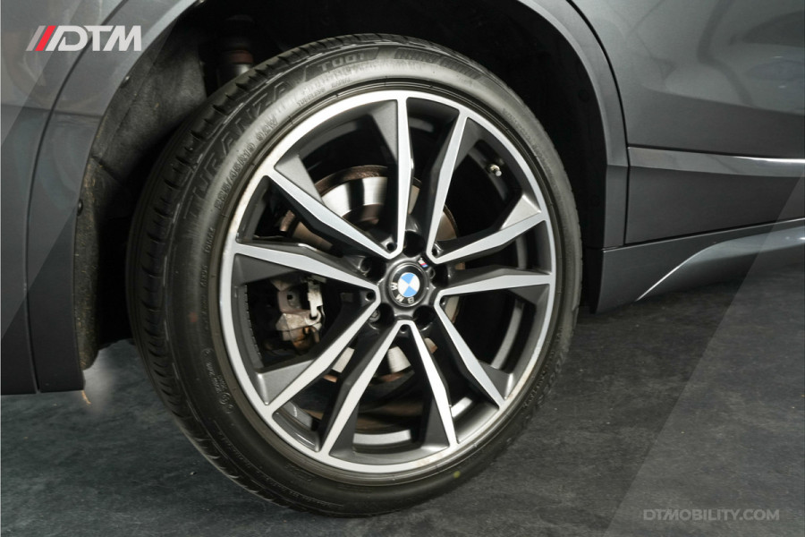 BMW X2 xDrive25e High Ex. | FACELIFT | Panoramadak | HuD | H/K