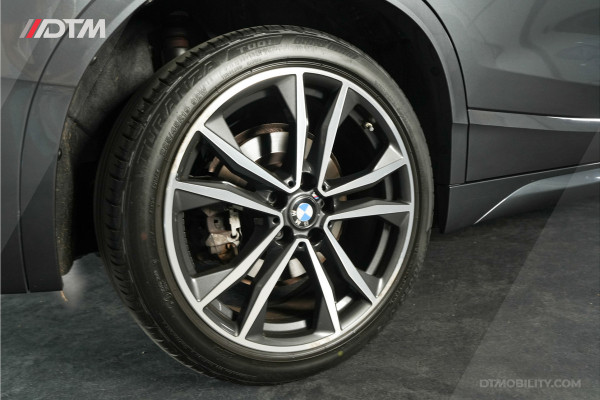 BMW X2 xDrive25e High Ex. | FACELIFT | Panoramadak | HuD | H/K