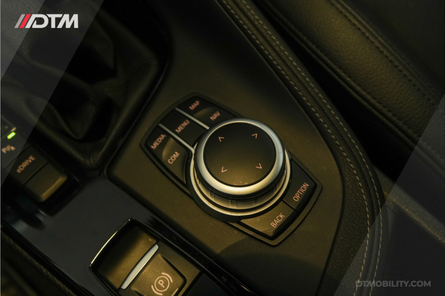 BMW X2 xDrive25e High Ex. | FACELIFT | Panoramadak | HuD | H/K