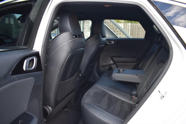 Kia ProCeed 1.4 T-GDI GT-Line | APPLE CARPLAY | ANDROID AUTO | STOEL + STUURVERWARMING | CAMERA | NAP