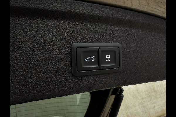 Audi A3 Sportback 45TFSI e PHEV S Edition S line Competition 245pk S-Tronic! 1e|Panoramadak|Virtual Cockpit|Supersport Kuipstoelen