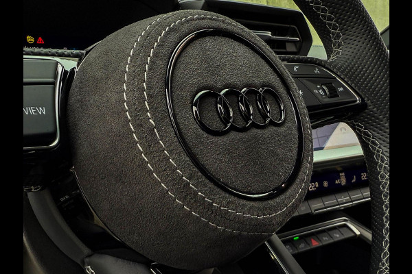 Audi A3 Sportback 45TFSI e PHEV S Edition S line Competition 245pk S-Tronic! 1e|Panoramadak|Virtual Cockpit|Supersport Kuipstoelen