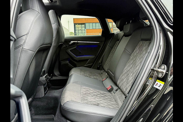 Audi A3 Sportback 40 TFSI e PHEV S Edition S-line 204pk S-Tronic! Panoramadak|Virtual Cockpit|Kuipstoelen|LED Matrix|Camera|Black Audi A3 Sportback 40 TFSI e PHEV S Edition S-line 204pk S-Tronic! Panoramadak|Virtual Cockpit|Kuipstoelen|LED Matrix|Camera|Black