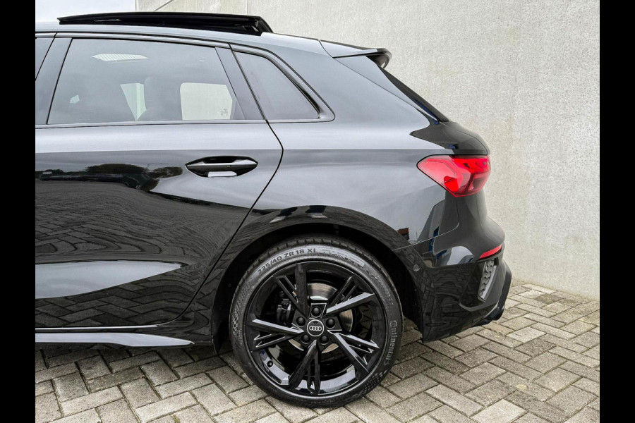 Audi A3 Sportback 40 TFSI e PHEV S Edition S-line 204pk S-Tronic! Panoramadak|Virtual Cockpit|Kuipstoelen|LED Matrix|Camera|Black