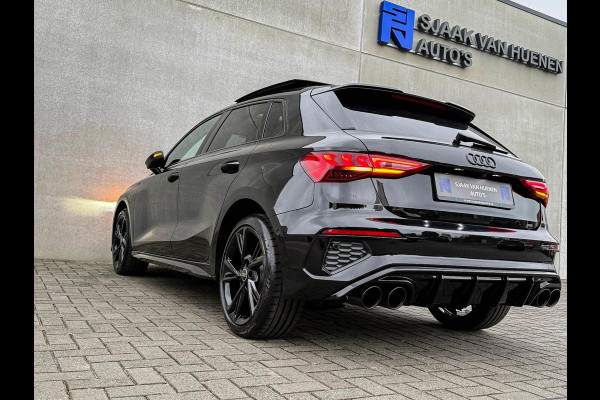Audi A3 Sportback 40 TFSI e PHEV S Edition S-line 204pk S-Tronic! Panoramadak|Virtual Cockpit|Kuipstoelen|LED Matrix|Camera|Black