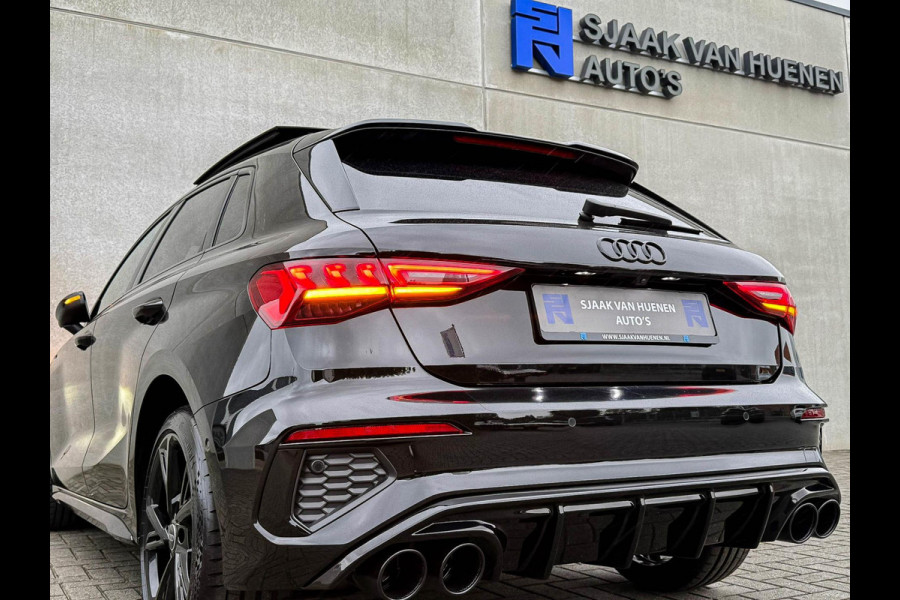 Audi A3 Sportback 40 TFSI e PHEV S Edition S-line 204pk S-Tronic! Panoramadak|Virtual Cockpit|Kuipstoelen|LED Matrix|Camera|Black