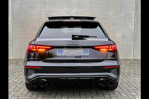 Audi A3 Sportback 40 TFSI e PHEV S Edition S-line 204pk S-Tronic! Panoramadak|Virtual Cockpit|Kuipstoelen|LED Matrix|Camera|Black