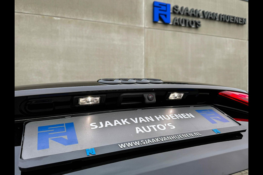 Audi A3 Sportback 40 TFSI e PHEV S Edition S-line 204pk S-Tronic! Panoramadak|Virtual Cockpit|Kuipstoelen|LED Matrix|Camera|Black