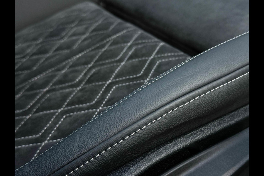 Audi A3 Sportback 40 TFSI e PHEV S Edition S-line 204pk S-Tronic! Panoramadak|Virtual Cockpit|Kuipstoelen|LED Matrix|Camera|Black