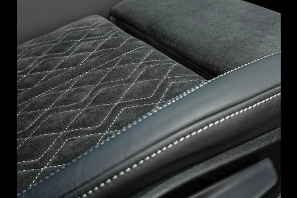 Audi A3 Sportback 40 TFSI e PHEV S Edition S-line 204pk S-Tronic! Panoramadak|Virtual Cockpit|Kuipstoelen|LED Matrix|Camera|Black