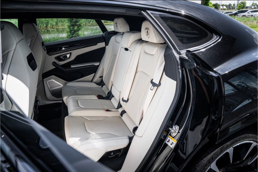 Lamborghini Urus 4.0 V8 (650pk) ** Panodak ** Advanced B&O 3D ** Massage ** 23inch