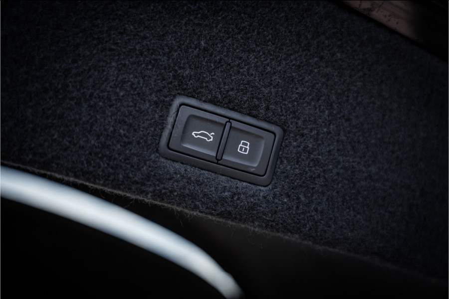 Lamborghini Urus 4.0 V8 (650pk) ** Panodak ** Advanced B&O 3D ** Massage ** 23inch