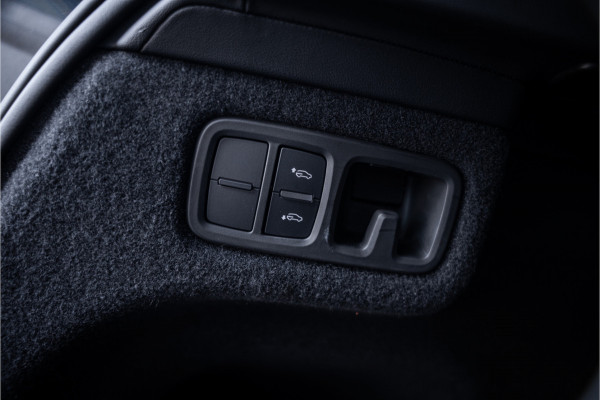 Lamborghini Urus 4.0 V8 (650pk) ** Panodak ** Advanced B&O 3D ** Massage ** 23inch