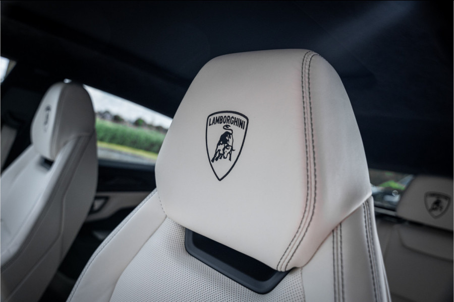 Lamborghini Urus 4.0 V8 (650pk) ** Panodak ** Advanced B&O 3D ** Massage ** 23inch
