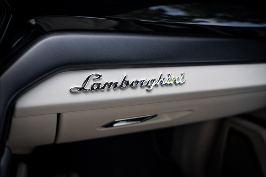 Lamborghini Urus 4.0 V8 (650pk) ** Panodak ** Advanced B&O 3D ** Massage ** 23inch