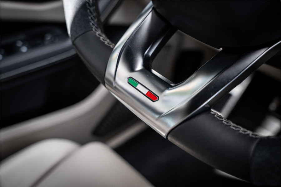 Lamborghini Urus 4.0 V8 (650pk) ** Panodak ** Advanced B&O 3D ** Massage ** 23inch