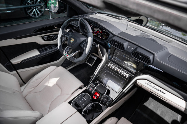 Lamborghini Urus 4.0 V8 (650pk) ** Panodak ** Advanced B&O 3D ** Massage ** 23inch