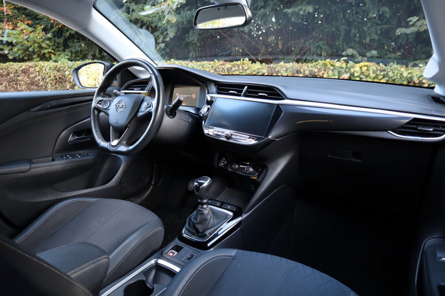 Opel Corsa 1.2 Elegance | 100 PK | Virtual dash | Keyless | Navi | Carplay |