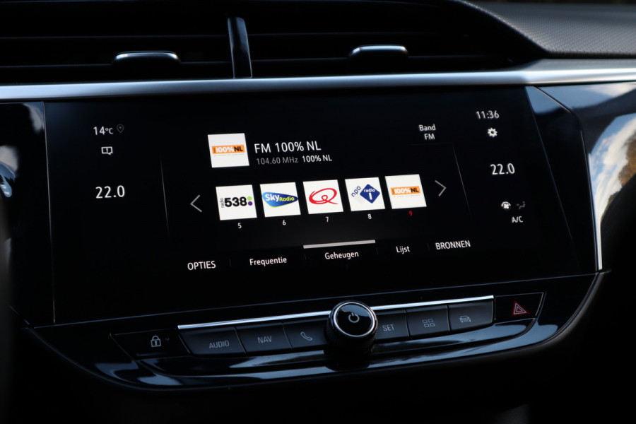 Opel Corsa 1.2 Elegance | 100 PK | Virtual dash | Keyless | Navi | Carplay |