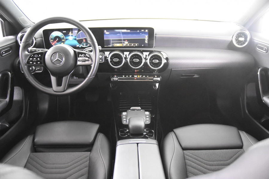 Mercedes-Benz A-Klasse 180 *1ste Eigenaar*Leer*Stoelverwarming*DAB*