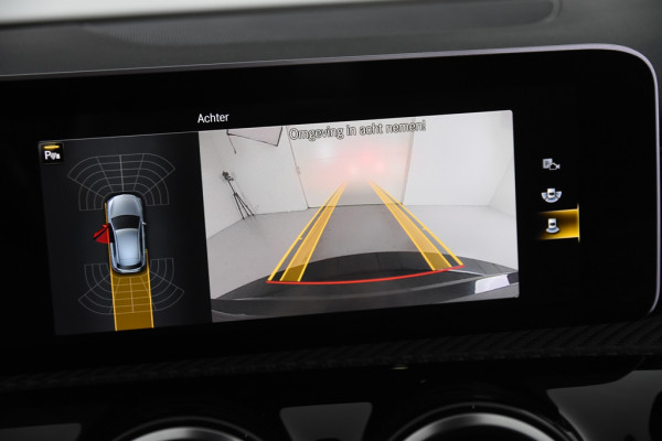 Mercedes-Benz A-Klasse 180 *1ste Eigenaar*Leer*Stoelverwarming*DAB*