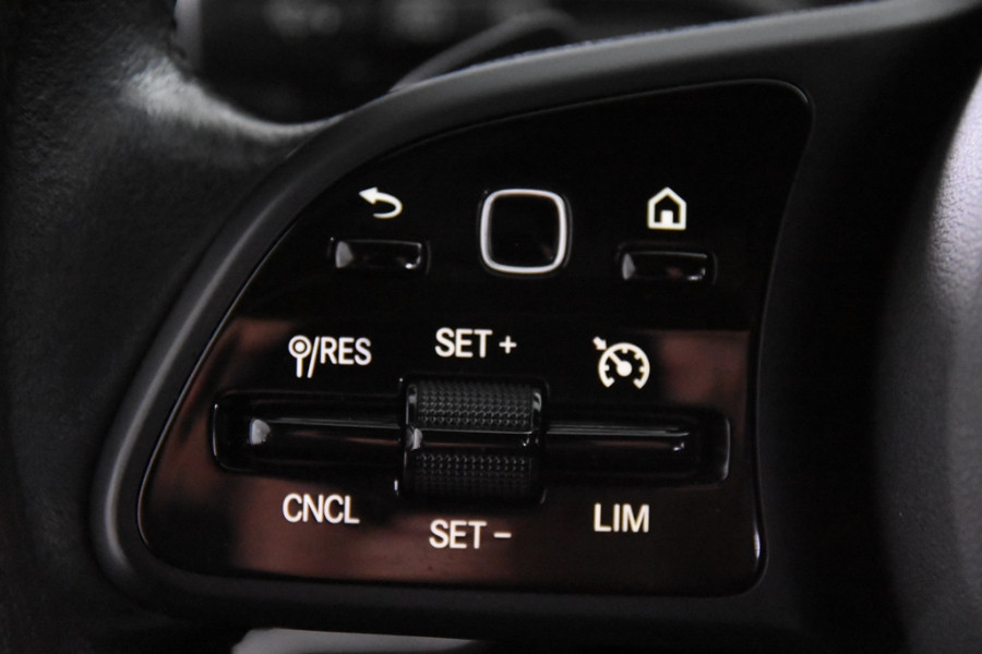 Mercedes-Benz A-Klasse 180 *1ste Eigenaar*Leer*Stoelverwarming*DAB*
