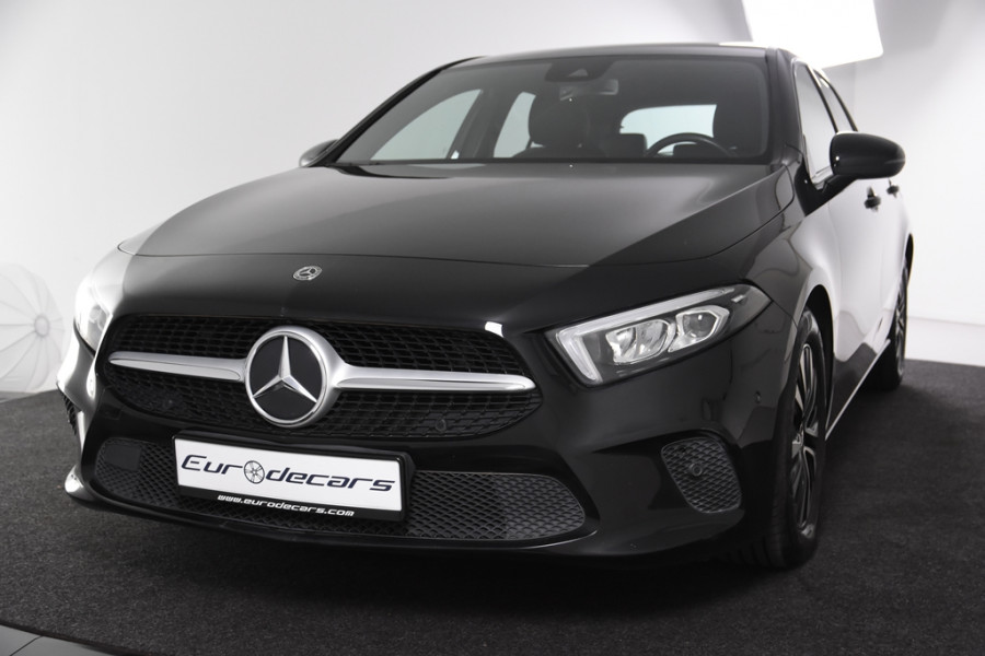 Mercedes-Benz A-Klasse 180 *1ste Eigenaar*Leer*Stoelverwarming*DAB*