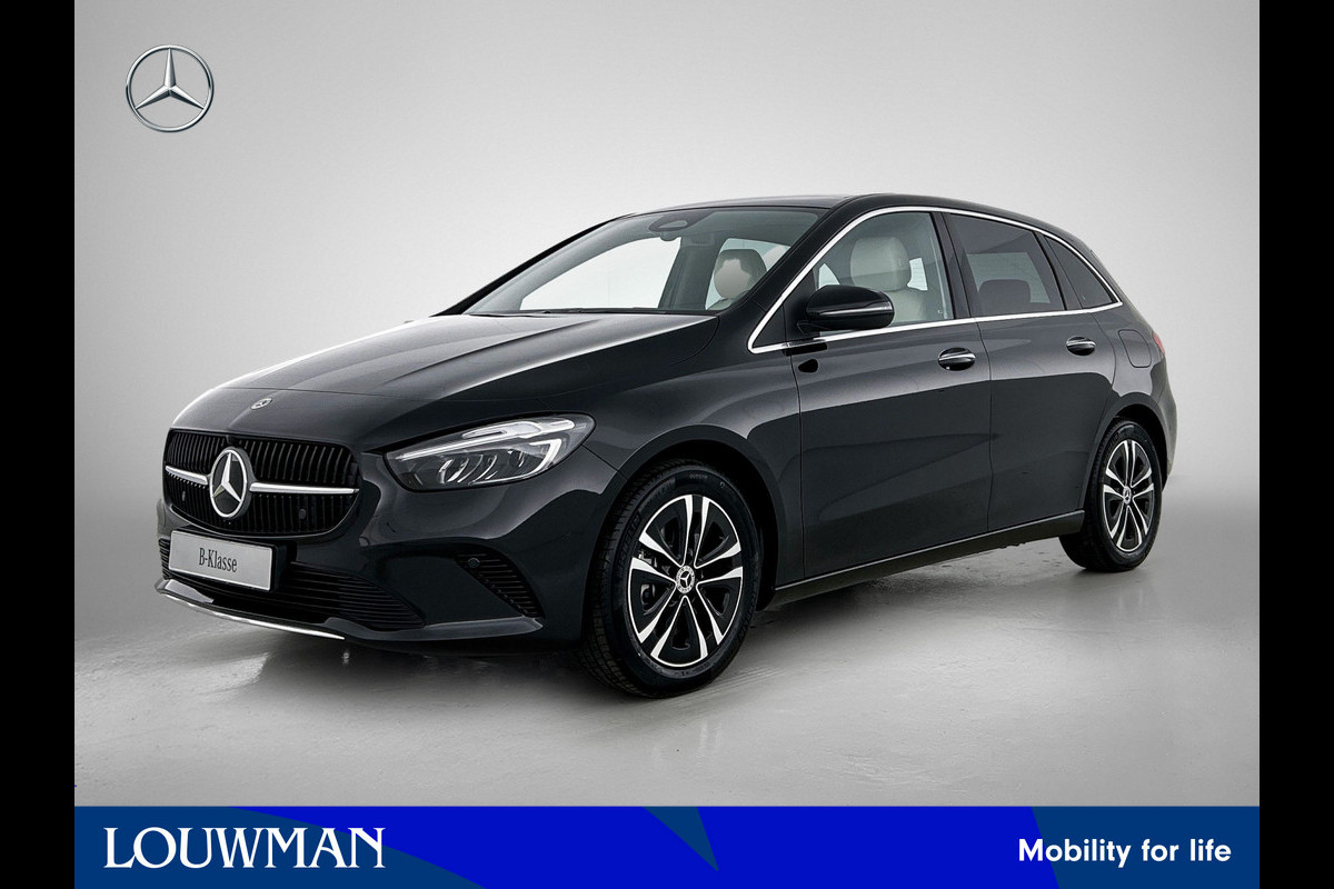 Mercedes-Benz B-Klasse 250 e Business Solution Luxury Line | Panoramaschuifdak | Trekhaak | GUARD 360 ° Vehicle protection Plus | Sierelementen in openporig lindehout zwart | Donkergetint glas achter | EASY PACK achterklep | Mercedes-Benz B-Klasse 250 e Business Solution Luxury Line | Panoramaschuifdak | Trekhaak | GUARD 360 ° Vehicle protection Plus | Sierelementen in openporig lindehout zwart | Donkergetint glas achter | EASY PACK achterklep |