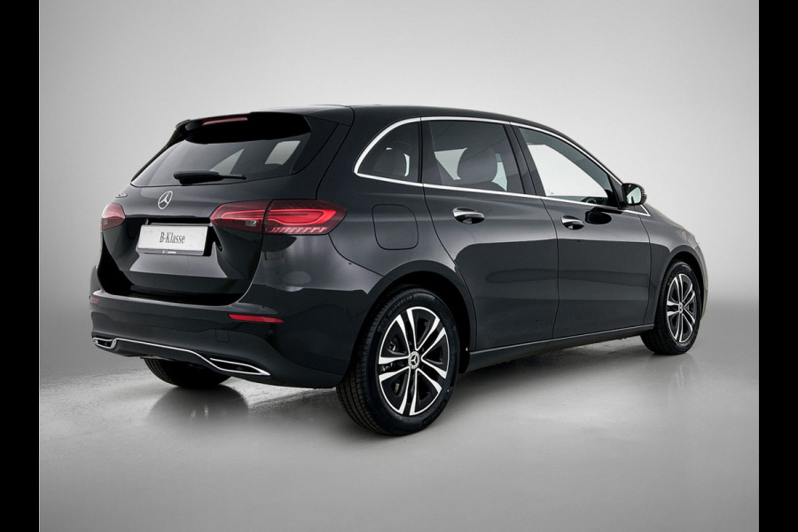 Mercedes-Benz B-Klasse 250 e Business Solution Luxury Line | Panoramaschuifdak | Trekhaak | GUARD 360 ° Vehicle protection Plus | Sierelementen in openporig lindehout zwart | Donkergetint glas achter | EASY PACK achterklep |