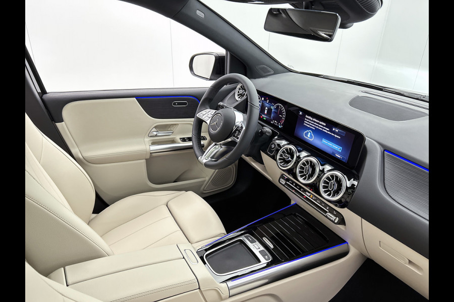 Mercedes-Benz B-Klasse 250 e Business Solution Luxury Line | Panoramaschuifdak | Trekhaak | GUARD 360 ° Vehicle protection Plus | Sierelementen in openporig lindehout zwart | Donkergetint glas achter | EASY PACK achterklep |