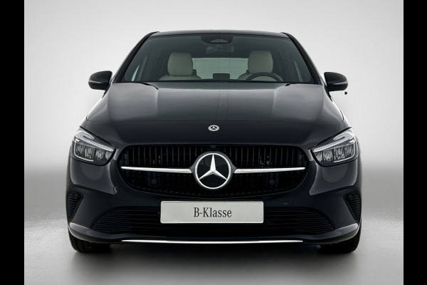 Mercedes-Benz B-Klasse 250 e Business Solution Luxury Line | Panoramaschuifdak | Trekhaak | GUARD 360 ° Vehicle protection Plus | Sierelementen in openporig lindehout zwart | Donkergetint glas achter | EASY PACK achterklep |
