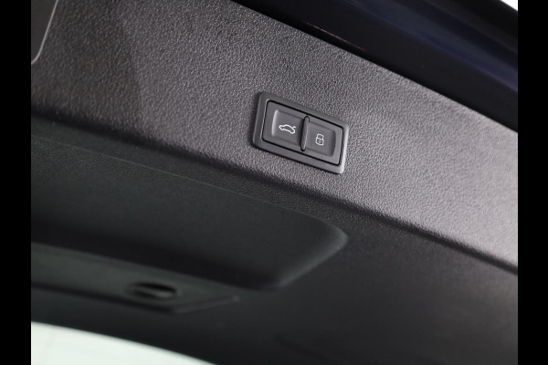 Audi A6 Avant 50 TFSI e quattro 299pk | Trekhaak wegklapbaar | Lederen bekleding | Electrisch verstelbare voorstoelen+geheugen bestuurdersstoel | Adaptieve cruise controle