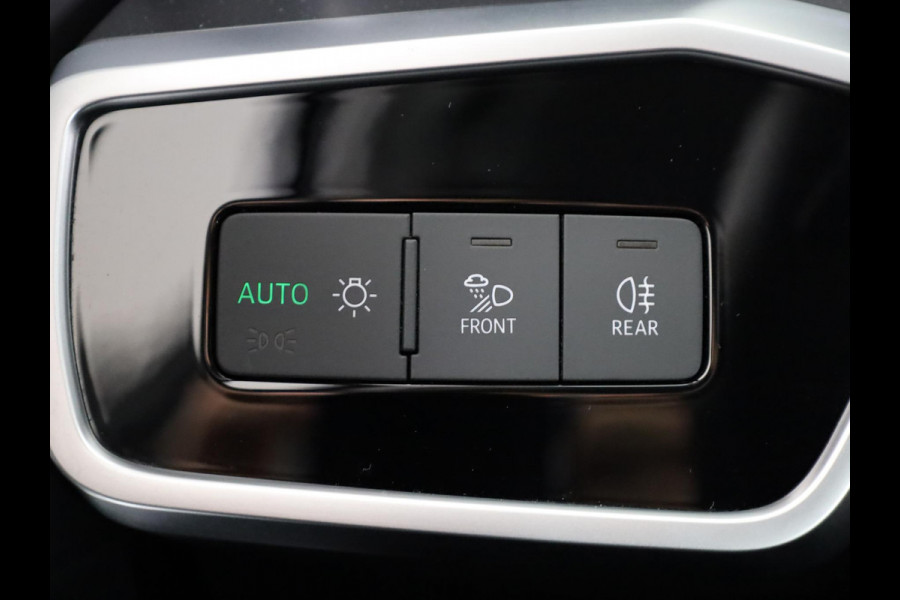 Audi A6 Avant 50 TFSI e quattro 299pk | Trekhaak wegklapbaar | Lederen bekleding | Electrisch verstelbare voorstoelen+geheugen bestuurdersstoel | Adaptieve cruise controle