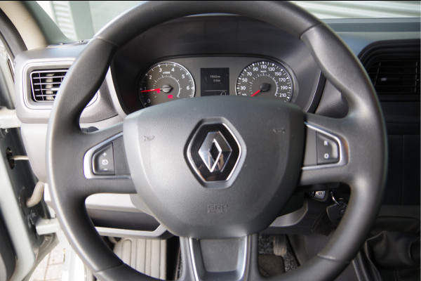 Renault Master T35 2.3 dCi L1H2 135PK, CAMERA, CRUISE, ZONNEKLEP LED, AIRCO, CARPLAY, PARKEERSENSOREN Renault Master T35 2.3 dCi L1H2 135PK, CAMERA, CRUISE, ZONNEKLEP LED, AIRCO, CARPLAY, PARKEERSENSOREN