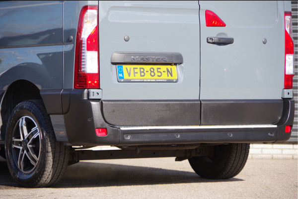 Renault Master T35 2.3 dCi L1H2 135PK, CAMERA, CRUISE, ZONNEKLEP LED, AIRCO, CARPLAY, PARKEERSENSOREN Renault Master T35 2.3 dCi L1H2 135PK, CAMERA, CRUISE, ZONNEKLEP LED, AIRCO, CARPLAY, PARKEERSENSOREN