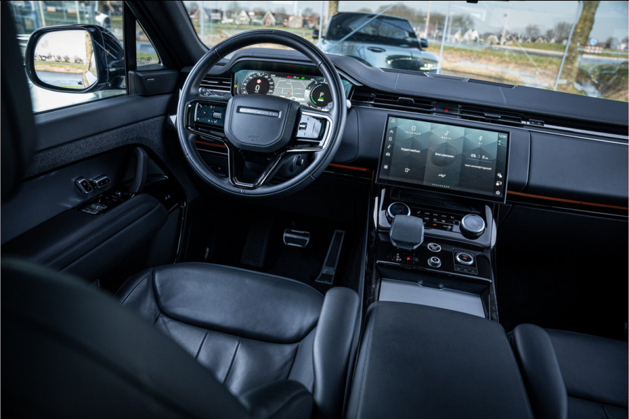 Land Rover Range Rover Sport 3.0 P440e Dynamic SE PHEV **Luchtvering**Head up** Panodak** 22 Inch SV velgen Land Rover Range Rover Sport 3.0 P440e Dynamic SE PHEV **Luchtvering**Head up** Panodak** 22 Inch SV velgen