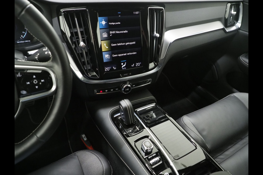 Volvo V60 2.0 T6 Recharge AWD R-Design | Pilot Assist | Keyless | Camera | Memory | Carplay Volvo V60 2.0 T6 Recharge AWD R-Design | Pilot Assist | Keyless | Camera | Memory | Carplay