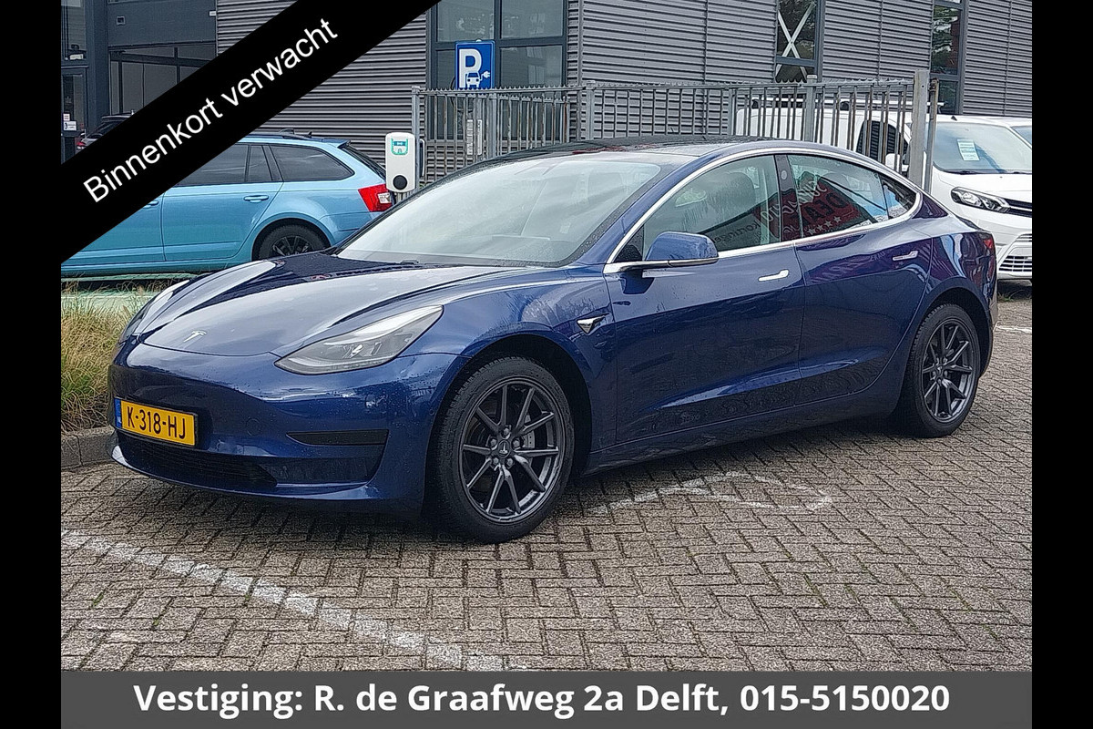 Tesla Model 3 Standard RWD Plus 60 kWh (238 PK) ACCU: 92% | Navigatie | Panoramadak | Stoelverwarming | Leder | 380 km actieradius | Tesla Model 3 Standard RWD Plus 60 kWh (238 PK) ACCU: 92% | Navigatie | Panoramadak | Stoelverwarming | Leder | 380 km actieradius |