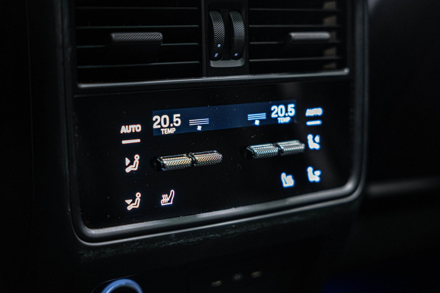 Porsche Cayenne 3.0 E-Hybrid |Pano|Krijt|SportChrono|Fabrieksgarantie t/m 2029|