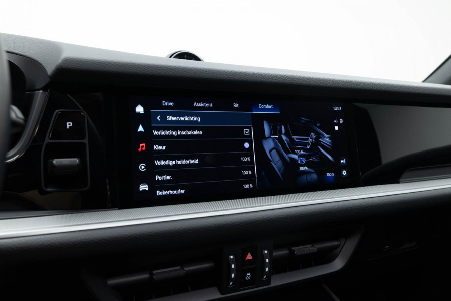 Porsche Cayenne 3.0 E-Hybrid |Pano|Krijt|SportChrono|Fabrieksgarantie t/m 2029|