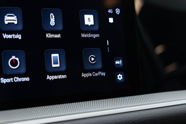 Porsche Cayenne 3.0 E-Hybrid |Pano|Krijt|SportChrono|Fabrieksgarantie t/m 2029|