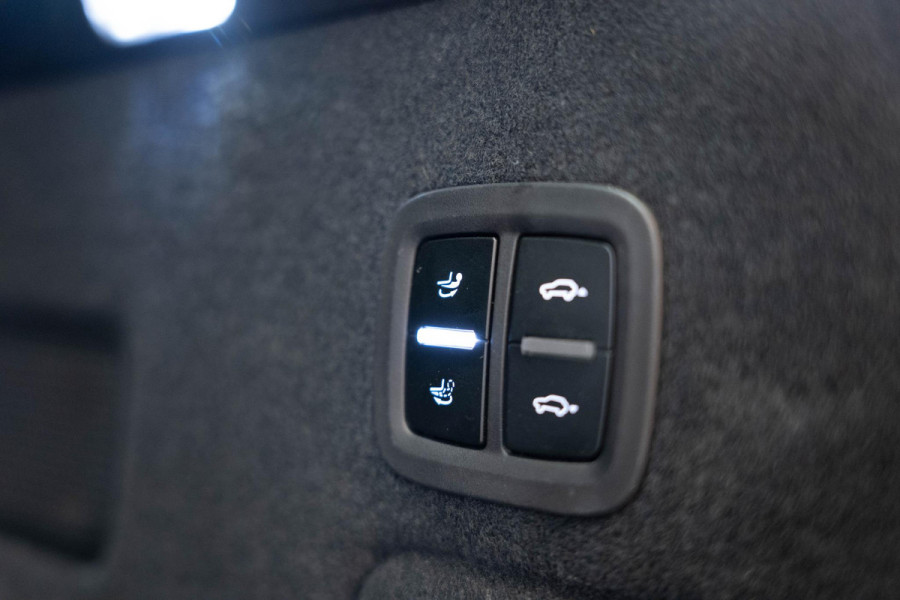 Porsche Cayenne 3.0 E-Hybrid |Pano|Krijt|SportChrono|Fabrieksgarantie t/m 2029|