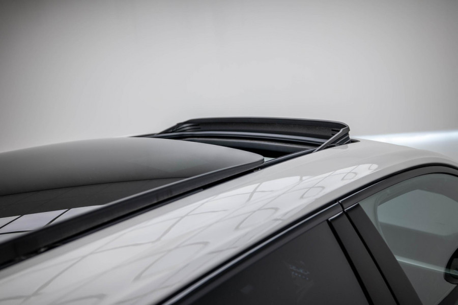 Porsche Cayenne 3.0 E-Hybrid |Pano|Krijt|SportChrono|Fabrieksgarantie t/m 2029|